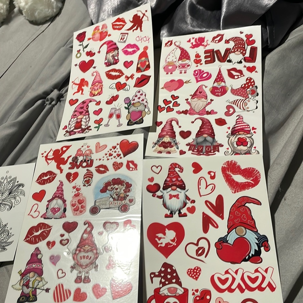 Perfect temporary tattoos for Valentine’s Day